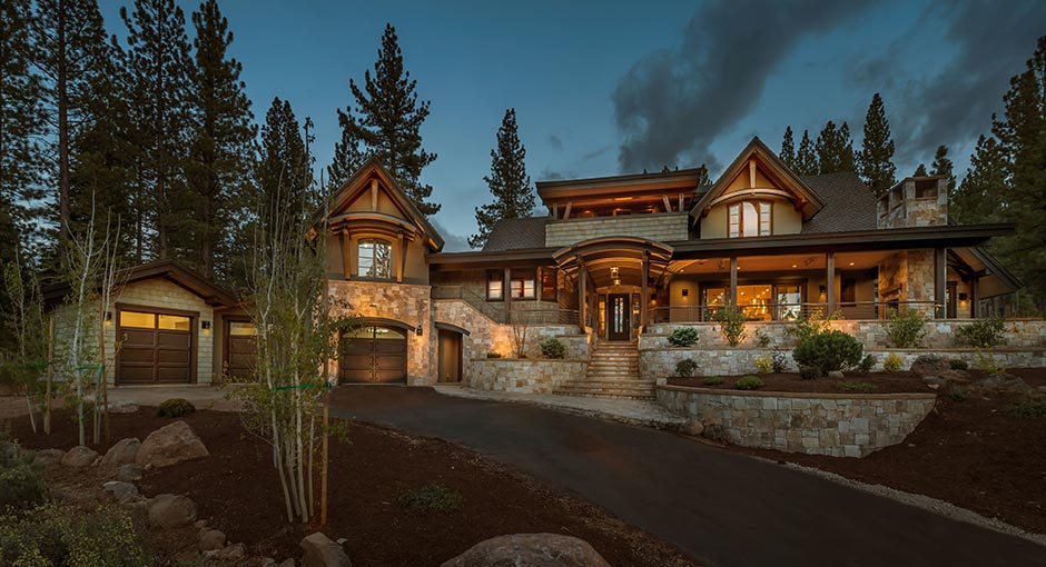 CUSTOM HOMES