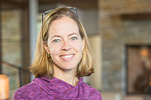 Nina Skylling-Atkins – Sales Executive