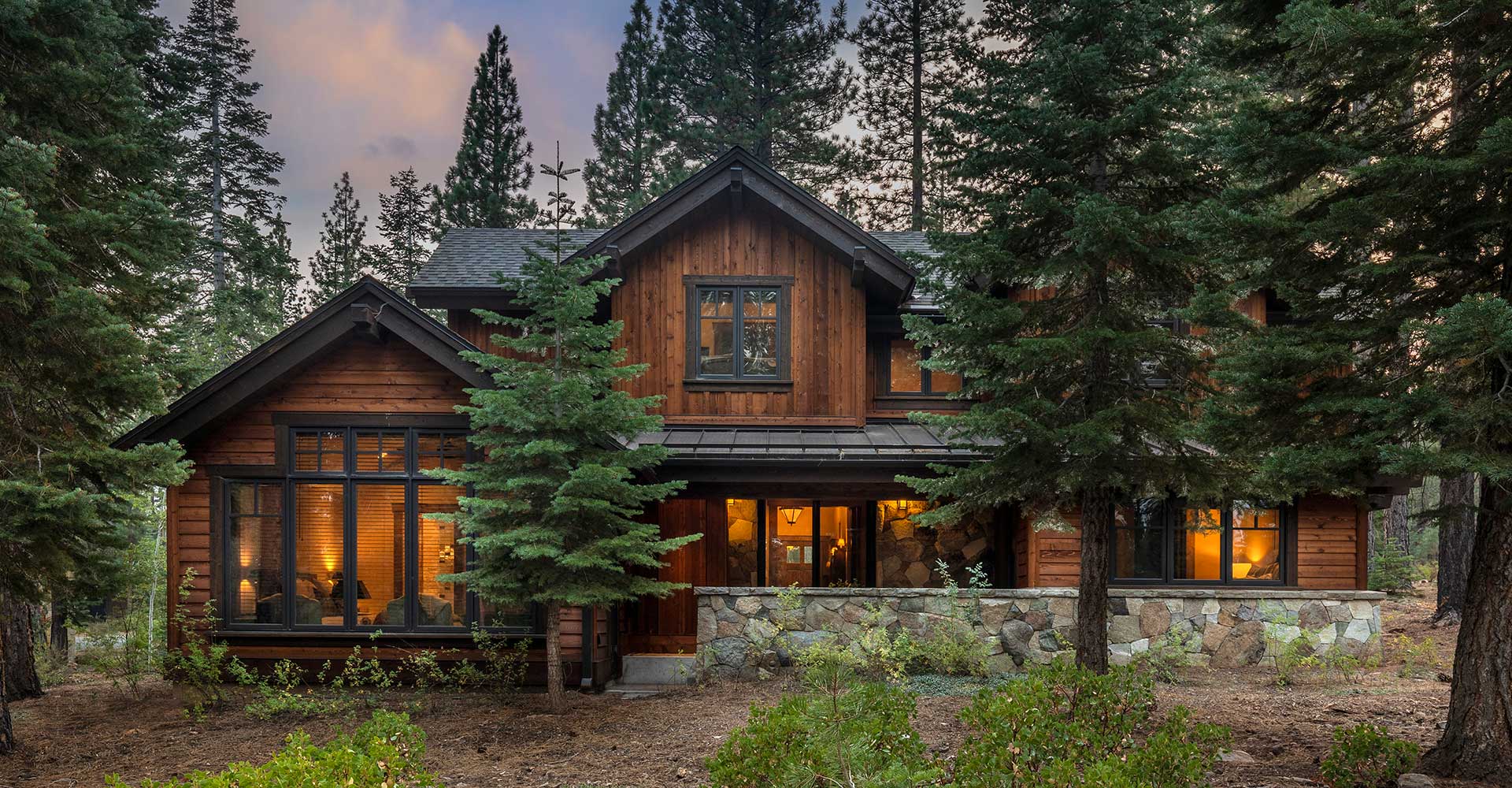 Truckee Luxury Homes for sale - Home Cabin 271 - 10606 Dutton Court. Truckee, Ca 96161