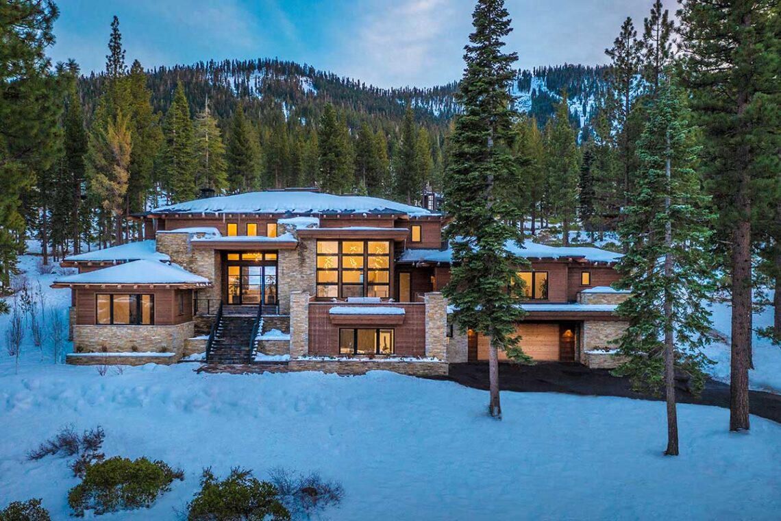 Luxury homes for sale in Truckee, Ca. 9505 Dunsmuir Way