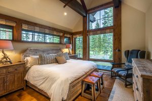 21-WEB-Martis-Camp-Realty-Home-194-bedroom-2