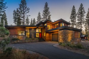 8460 Newhall Drive - Truckee Luxury Homes for sale