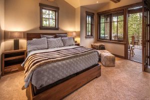 Truckee luxury Home - 8725 Breakers Court, Truckee, Ca