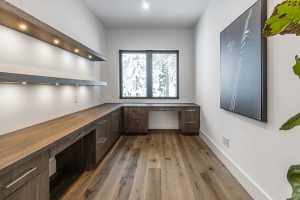 Luxury homes for sale in Truckee, Ca. 9505 Dunsmuir Way