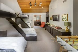 WEB-18-Martis-Camp-Realty-Home-444-bunkroom