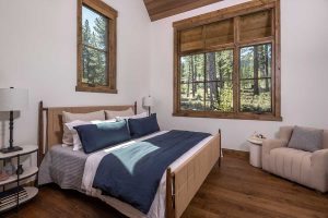 WEB-18-Martis-Camp-Realty-home-423-guest-suite-1