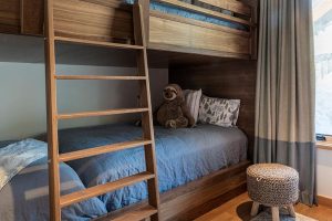 Truckee Luxury Homes for sale - 8343 Thunderbird Circle