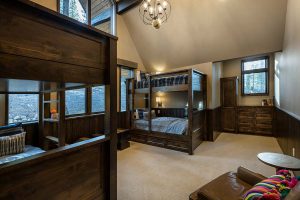 luxury homes for sale in Lake Tahoe