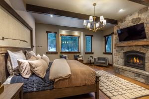 Truckee luxury homes for sale at 9631 Ahwahnee Place