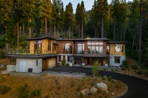 8160 Fallen Leaf Way - Truckee Luxury homes for sale