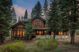 Truckee Luxury Homes for sale - Home Cabin 271 - 10606 Dutton Court. Truckee, Ca 96161