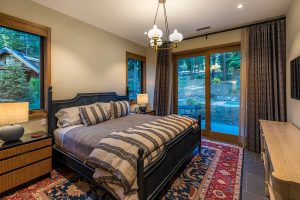 10438 Thunderbird Circle - Truckee luxury homes for sale