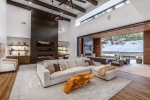 Luxury homes for sale in Truckee, Ca. 9505 Dunsmuir Way