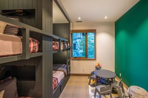 10438 Thunderbird Circle - Truckee luxury homes for sale